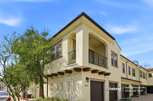 1014 El Paseo in Lake Forest, CA - Foto de edificio - Building Photo