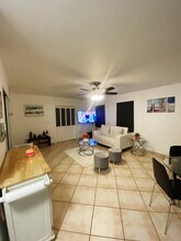 225 South Dr in Miami Springs, FL - Building Photo - Building Photo