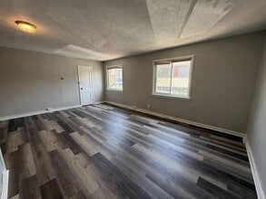 208 S Chestnut St in Seymour, IN - Building Photo - Building Photo