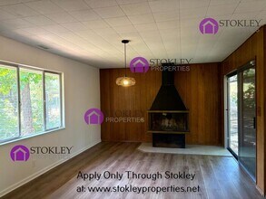 856 Grayson Rd in Pleasant Hill, CA - Building Photo - Building Photo