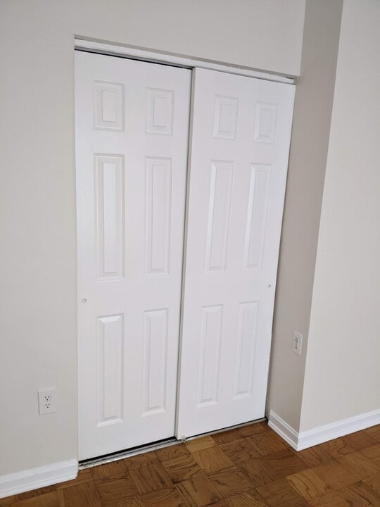 742 Quince Orchard Blvd, Unit T1 in Gaithersburg, MD - Building Photo