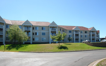 Gramercy Park Cooperative in Duluth, MN - Building Photo - Building Photo