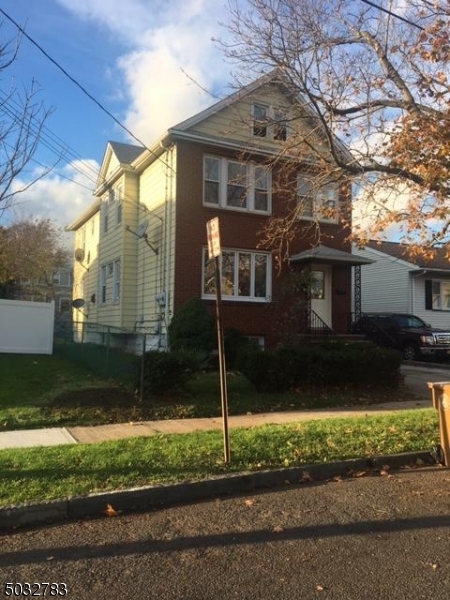 123 Liberty St in Linden, NJ - Building Photo