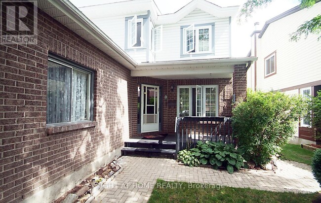 57 Shearer Crescent in Ottawa, ON - Building Photo - Building Photo