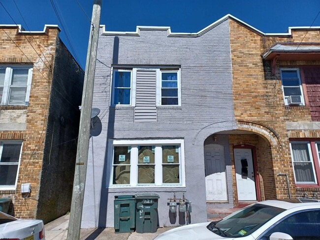 property at 721 Drexel Ave
