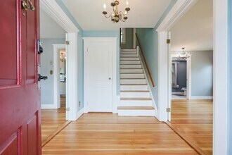 14 Elm St in Dedham, MA - Building Photo - Building Photo
