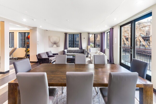 1114 1st Ave in New York, NY - Building Photo - Building Photo