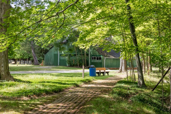 Apartamentos Alquiler en Richmond Heights, OH