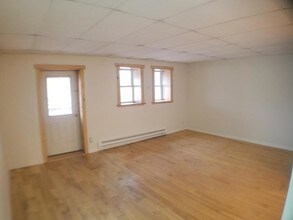 128 S Water St-Unit -#5 in Sparta, WI - Building Photo - Building Photo