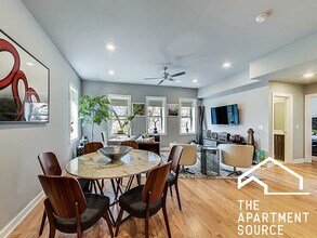5126 S Kenwood Ave in Chicago, IL - Building Photo - Building Photo