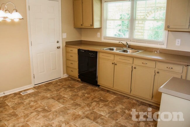 4329 Cedar Ridge Trail in Stone Mountain, GA - Building Photo - Building Photo