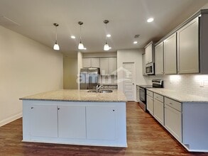 460 Omnia Ridge Way in Lawrenceville, GA - Building Photo - Building Photo