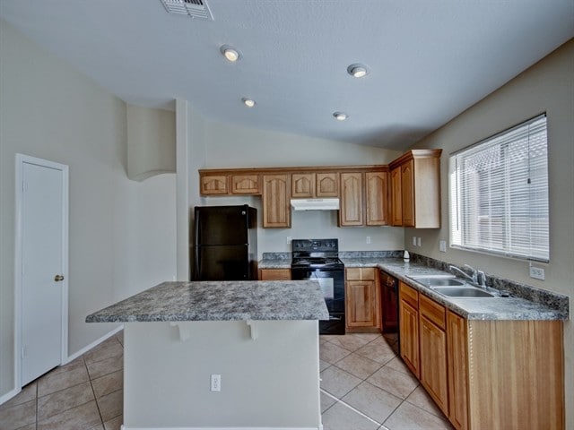 8110 S 48th Ln in Phoenix, AZ - Building Photo - Building Photo