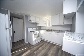 302 S Walnut St in Ellensburg, WA - Building Photo - Building Photo