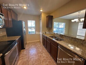 272 Carina Cir in Sanford, FL - Building Photo - Building Photo