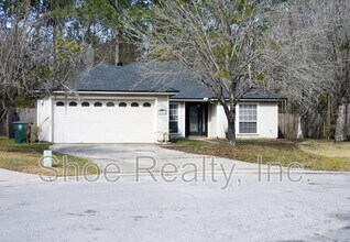 7751 Fawn Lake Dr S in Jacksonville, FL - Building Photo - Building Photo