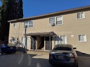 9855 1/2 Arkansas St in Bellflower, CA - Building Photo - Building Photo