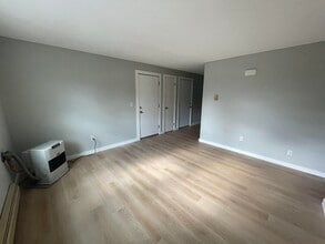 17 Kingsley Ct in Rutland, VT - Building Photo - Building Photo