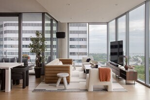 54 E Randolph St in Chicago, IL - Building Photo