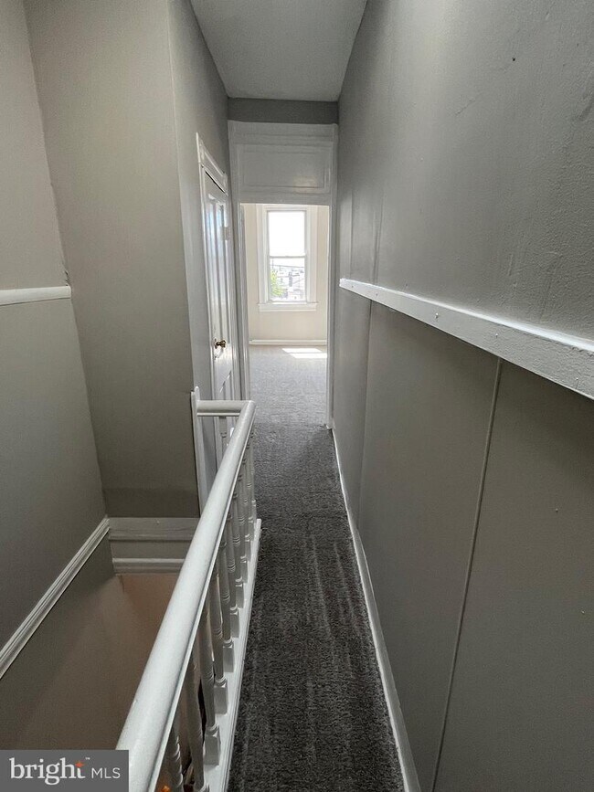 2606 E Oliver St photo'