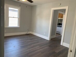 410 N Jones St in Baytown, TX - Building Photo - Building Photo