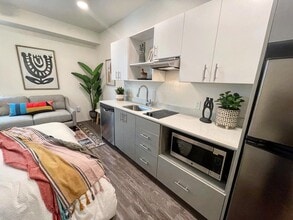 Derby Slabtown in Portland, OR - Foto de edificio - Building Photo