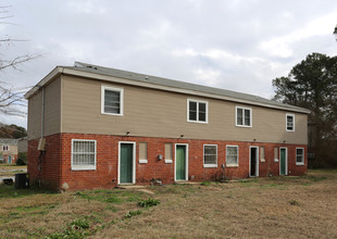 Country Village Apartments in Columbus, GA - Building Photo - Building Photo