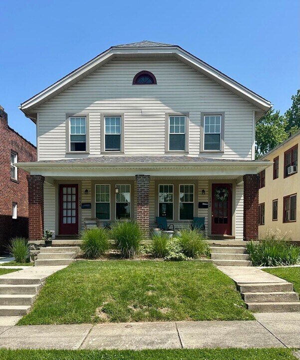 134 W Weber Rd in Columbus, OH - Building Photo