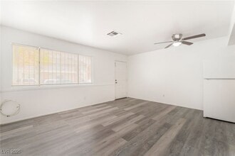 4721 Cessna Ave in Las Vegas, NV - Building Photo - Building Photo