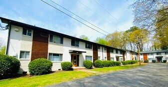 1570 Memorial Drive in Atlanta, GA - Building Photo