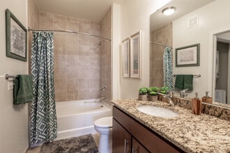 Courts at Spring Mill Station in Conshohocken, PA - Foto de edificio - Interior Photo