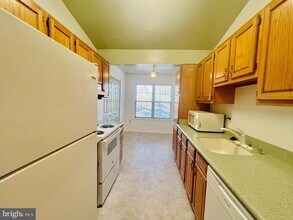 6502 Home Water Ct in Glen Burnie, MD - Foto de edificio - Building Photo