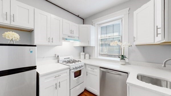 property at 35 Queensberry St