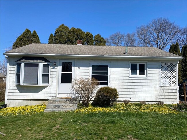 58 Springer Ave in Tiverton, RI - Building Photo - Building Photo