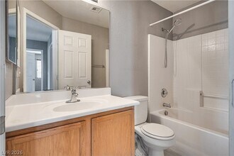 3824 Badger Brook St in Las Vegas, NV - Building Photo - Building Photo