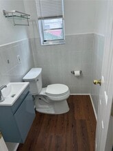 6705 N Kendall Dr in Pinecrest, FL - Building Photo - Building Photo