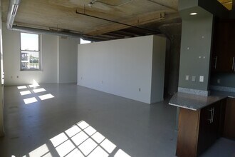 35 Burroughs St in Detroit, MI - Building Photo - Building Photo