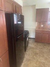 9614 Vine Ave in Allen Park, MI - Building Photo - Building Photo