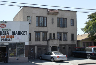 2280 35th Ave in Oakland, CA - Foto de edificio - Building Photo