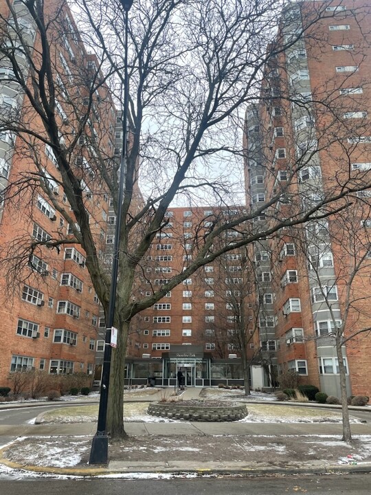 4950 N Marine Dr in Chicago, IL - Foto de edificio