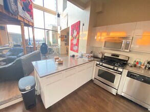 1130 Boylston St in Boston, MA - Foto de edificio - Building Photo