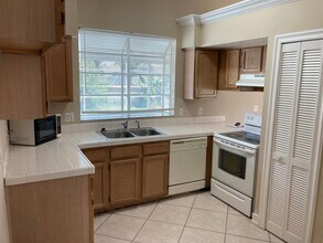 2508 Davenport Cir in Kissimmee, FL - Foto de edificio - Building Photo