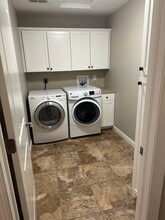 161 West Ave, Unit 161 West Avenue in Plain City, OH - Building Photo - Building Photo