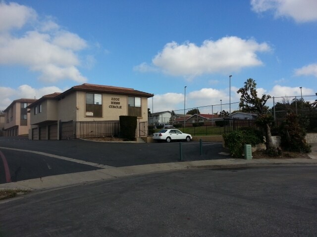 2202 Hess Cir in Huntington Beach, CA - Building Photo - Building Photo