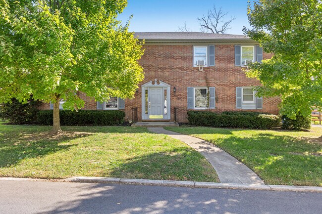 104 Pleasantview St in Wilmore, KY - Building Photo - Building Photo