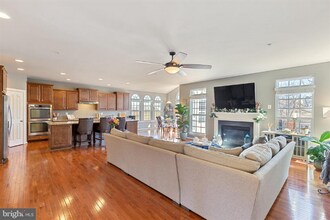 2716 Beech Orchard Ln in Upper Marlboro, MD - Foto de edificio - Building Photo
