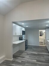 131 Davis Ave, Unit Apartment in Port Jefferson Station, NY - Building Photo - Building Photo