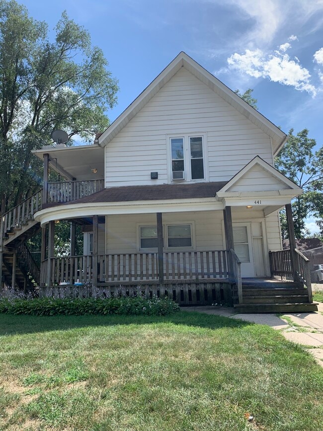 441 Addison St, Unit Four