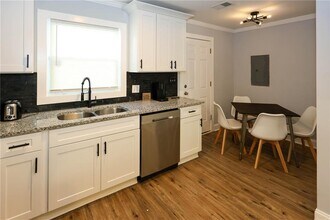 1809 Vesta Ave in East Point, GA - Building Photo - Building Photo