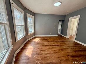 202 6th St in Bridgeport, CT - Building Photo - Building Photo